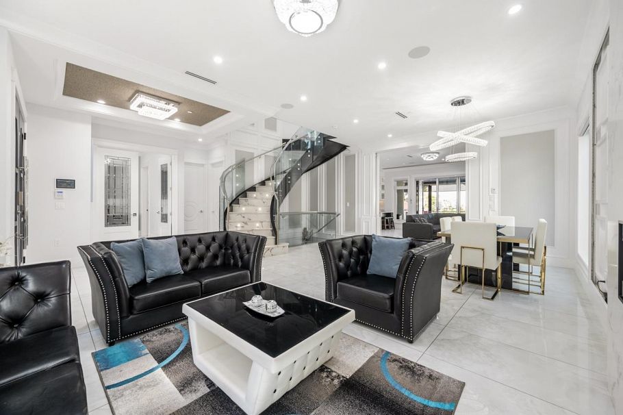 3419 E 48th Avenue Vancouver, BC - 6