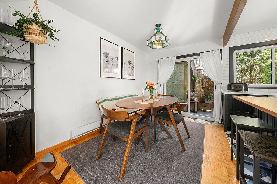 1952 Chesterfield Avenue North Vancouver, BC - 12