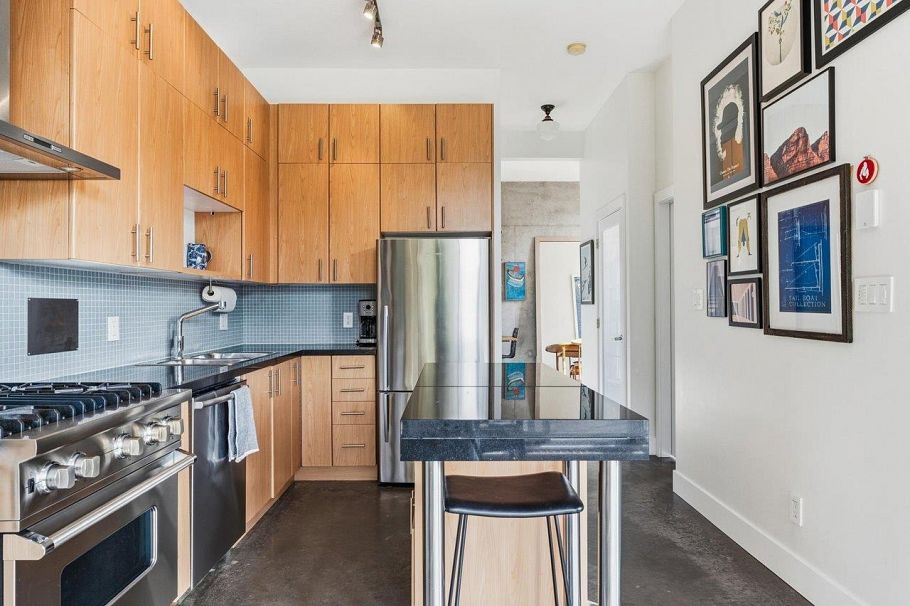 304 2635 Prince Edward Street Vancouver, BC - 6