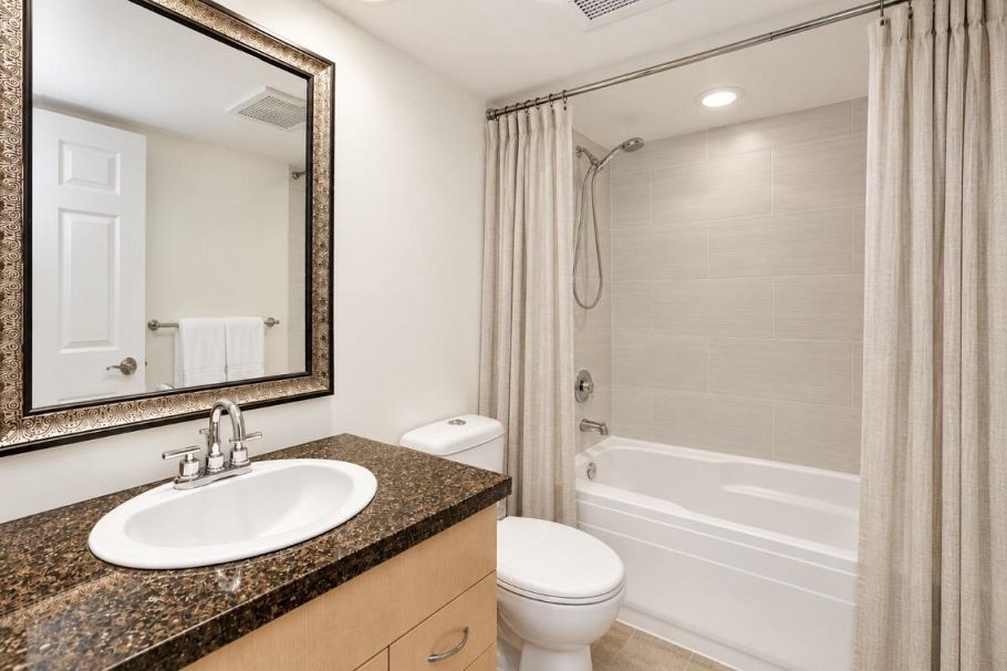 103 3625 Windcrest Drive North Vancouver, BC - 9