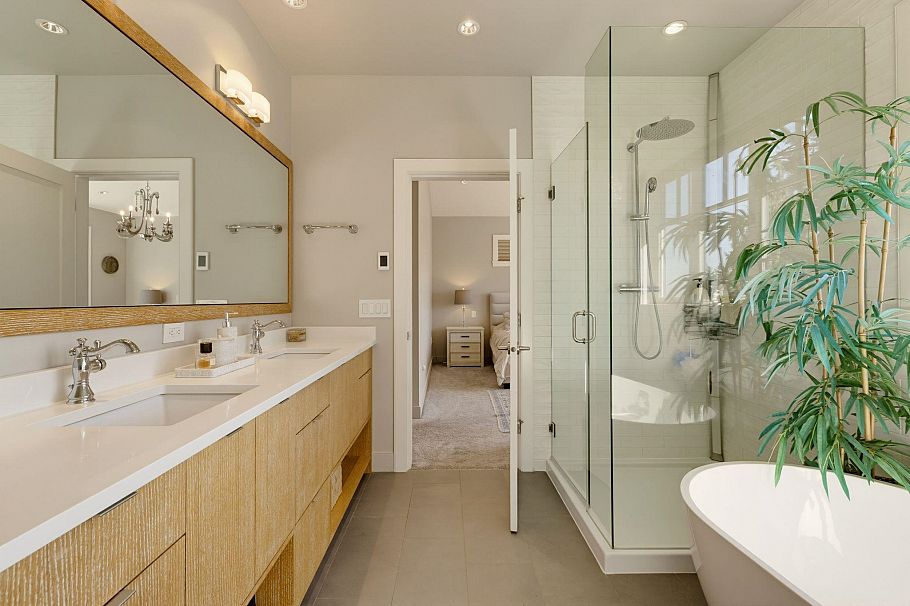 285 Monteray Avenue North Vancouver, BC - 26