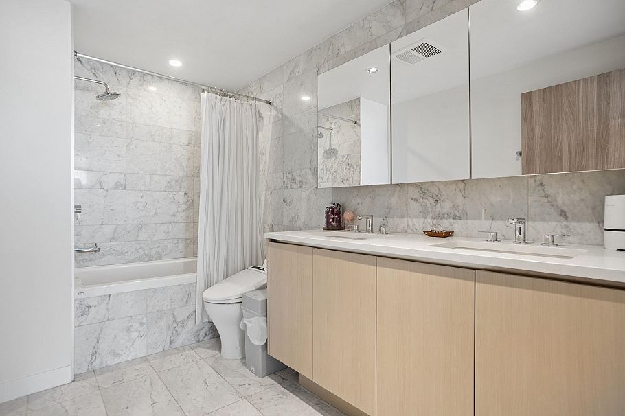 2401 89 Nelson Street Vancouver, BC - 17