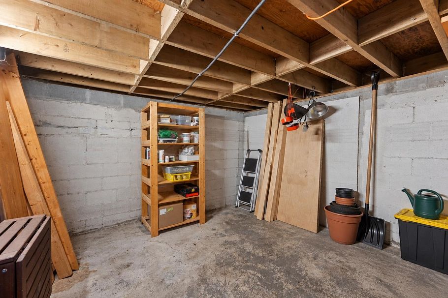 2621 Cambridge Street Vancouver, BC - 31