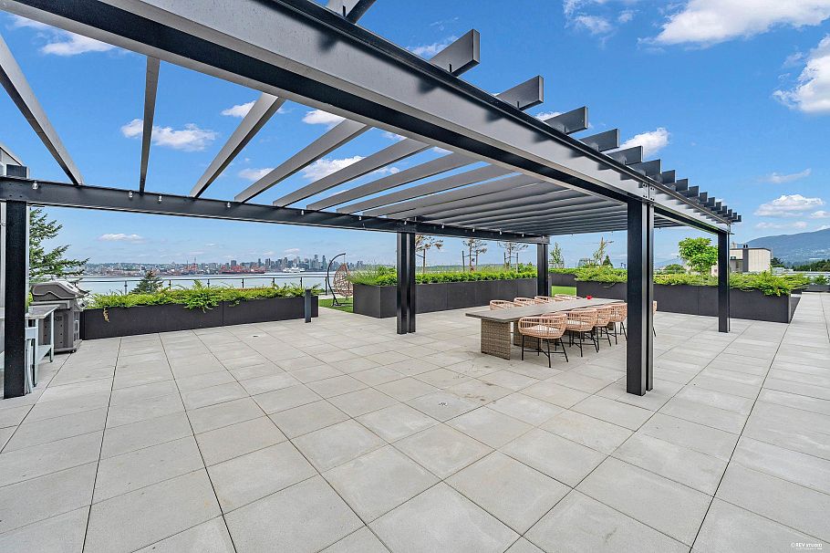 358 422 E 3rd Street North Vancouver, BC - 22