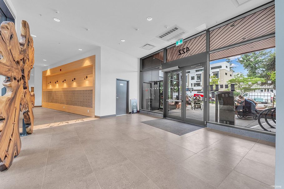 358 422 E 3rd Street North Vancouver, BC - 25
