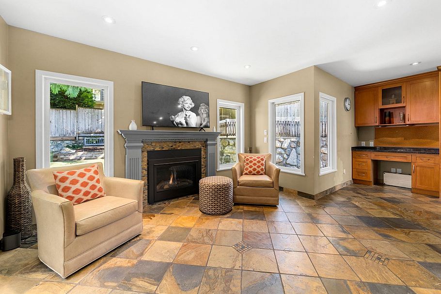 4506 Ranger Avenue North Vancouver, BC - 19