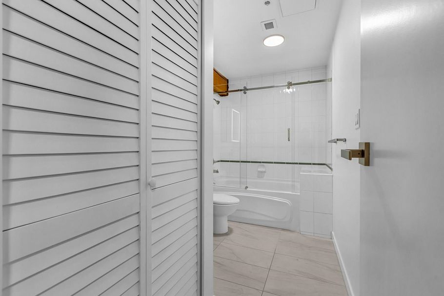 402 1178 Hamilton Street Vancouver, BC - 11