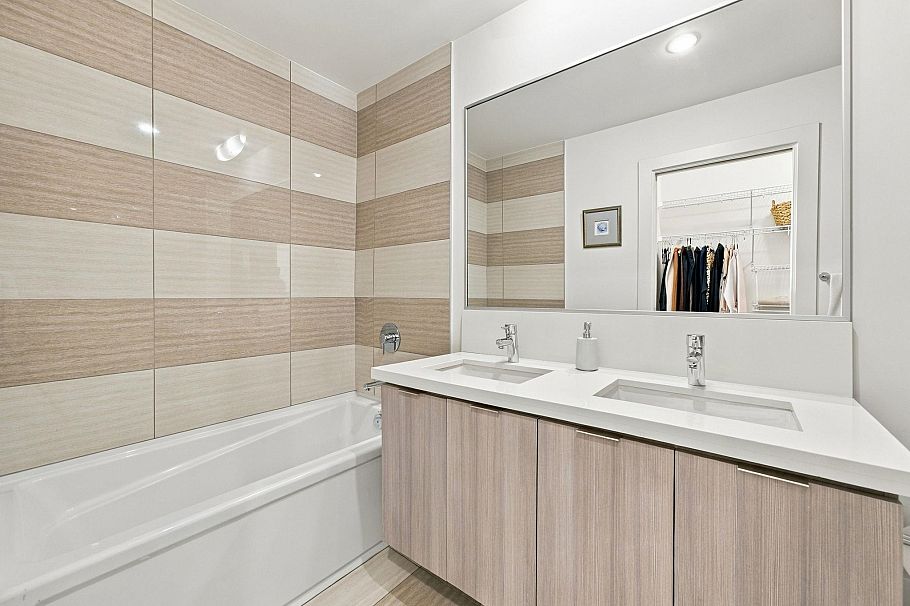 115 3602 Aldercrest Drive North Vancouver, BC - 19