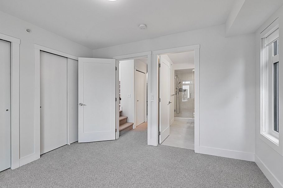 7615 Yukon Street Vancouver, BC - 12