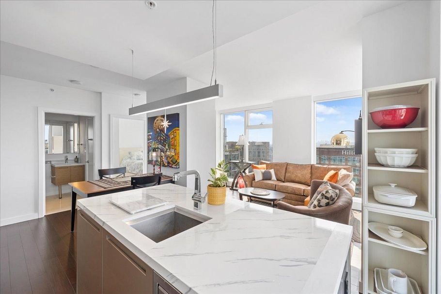 3211 777 Richards Street Vancouver, BC - 12