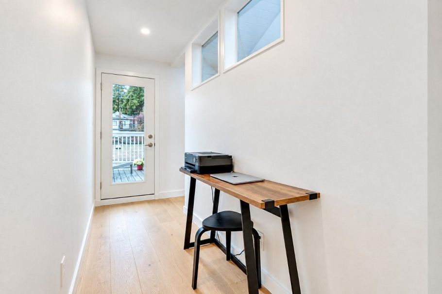 174 W 16th Avenue Vancouver, BC - 32
