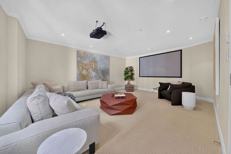 1568 W 32nd Avenue Vancouver, BC - 21