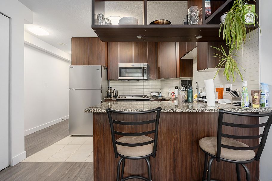 802 1010 Richards Street Vancouver, BC - 4