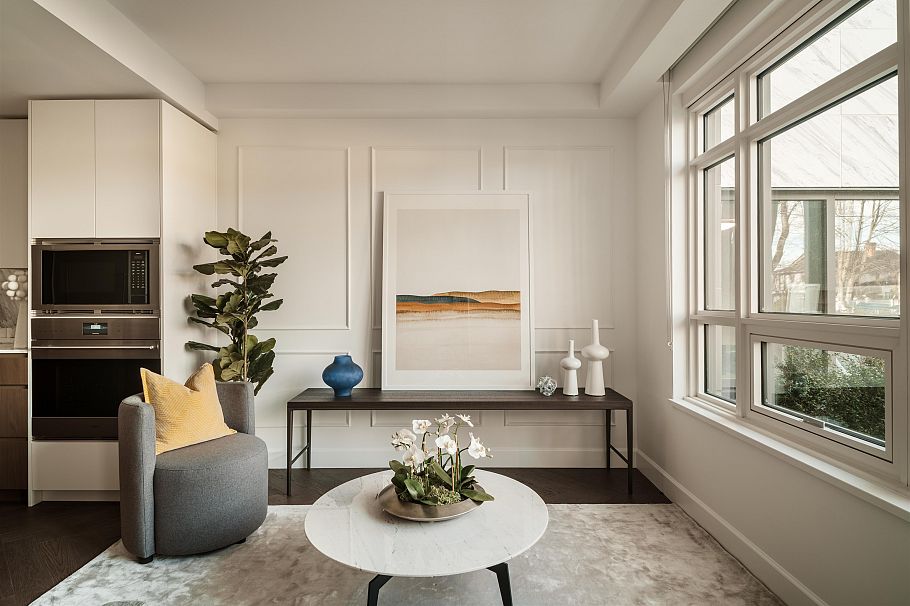 101 3668 W 10th Avenue Vancouver, BC - 5