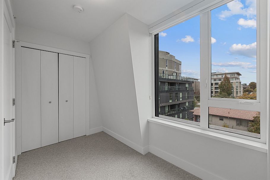 7615 Yukon Street Vancouver, BC - 21
