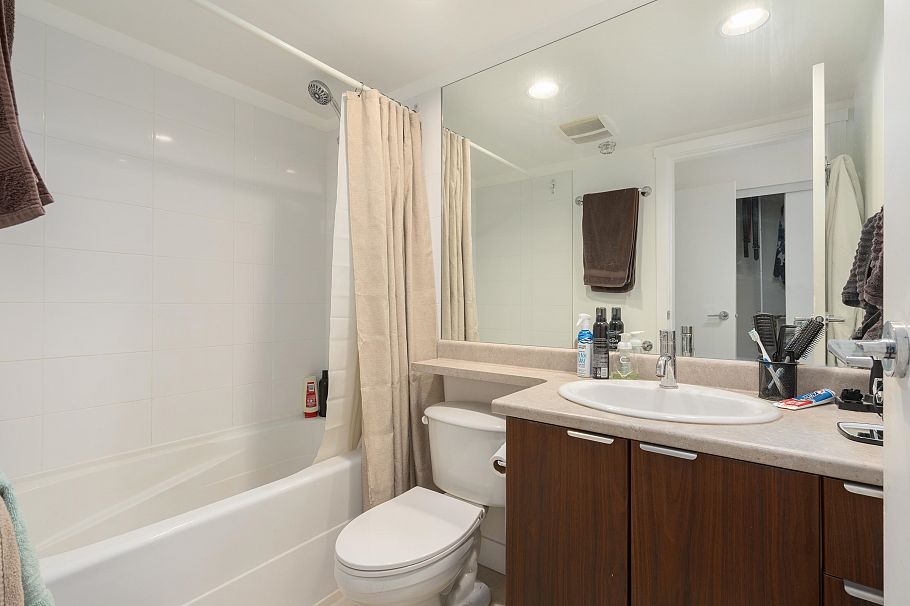 802 1010 Richards Street Vancouver, BC - 11