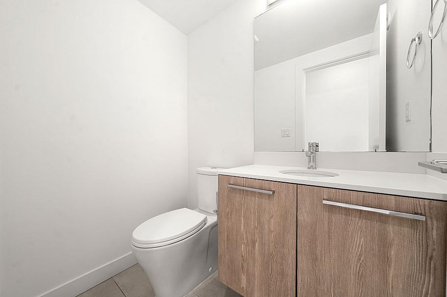 44 3597 Malsum Drive North Vancouver, BC - 27