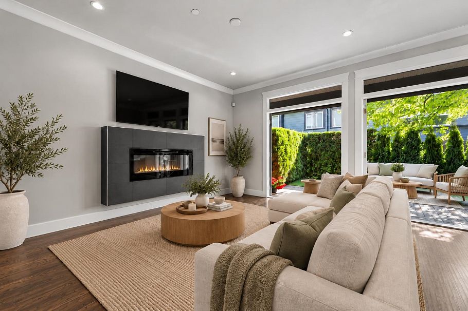 1 651 W 14th Street North Vancouver, BC - 10