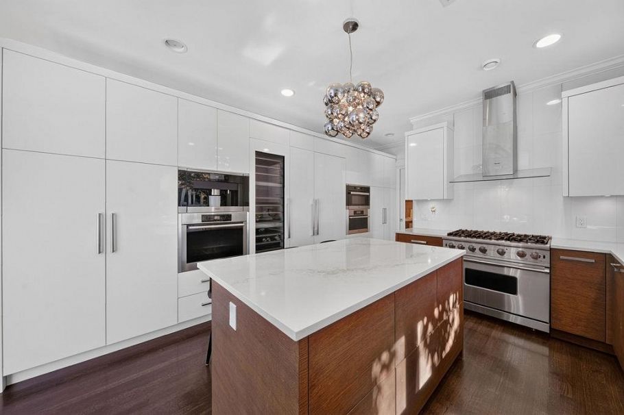 1568 W 32nd Avenue Vancouver, BC - 11