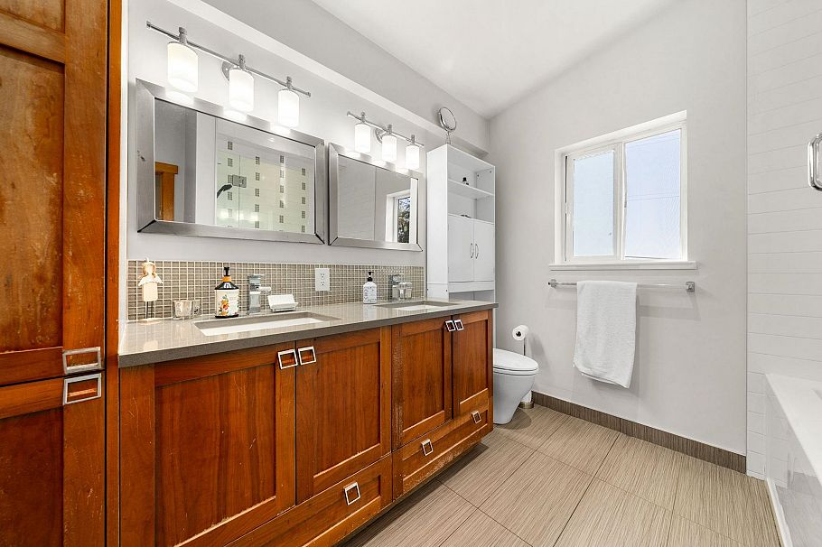 4506 Ranger Avenue North Vancouver, BC - 26