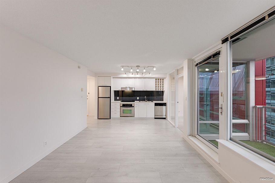 1509 111 W Georgia Street Vancouver, BC - 8