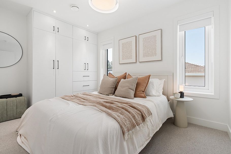 1 2240 E 40th Avenue Vancouver, BC - 24