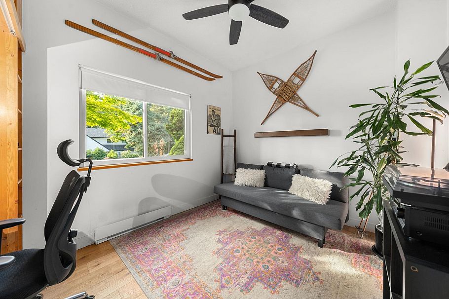 1952 Chesterfield Avenue North Vancouver, BC - 24