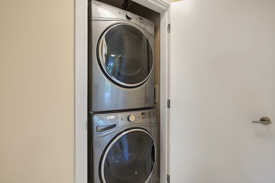408 158 W 13th Street North Vancouver, BC - 12