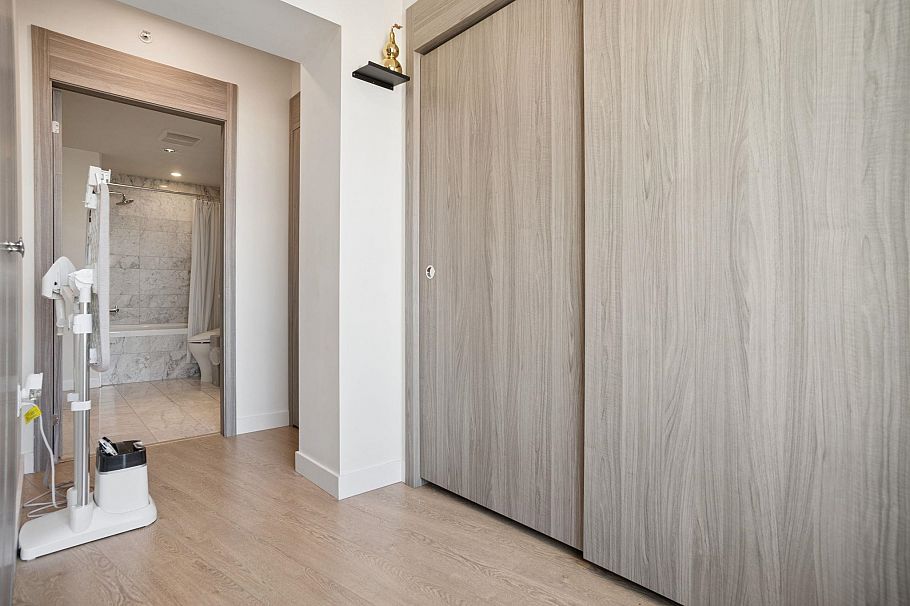 2401 89 Nelson Street Vancouver, BC - 16