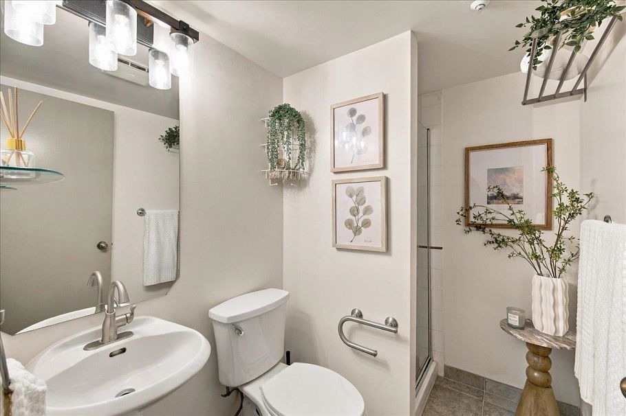8416 Millstone Street Vancouver, BC - 17