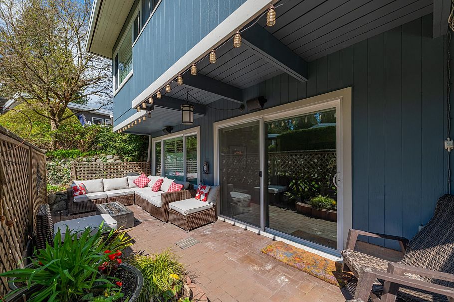 3669 Edgemont Boulevard North Vancouver, BC - 34