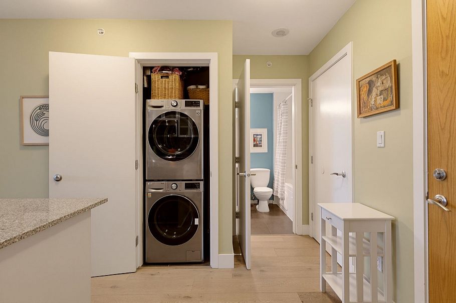 510 298 E 11th Avenue Vancouver, BC - 22