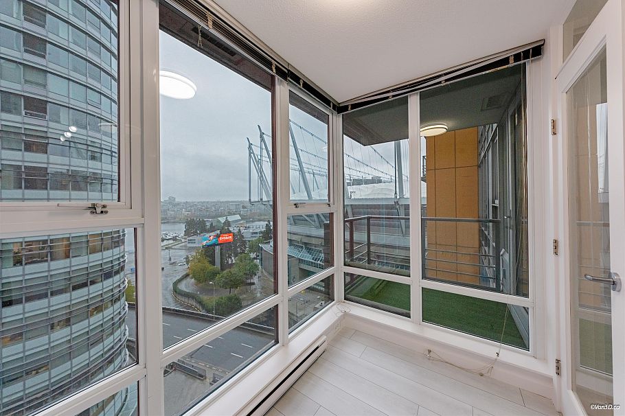 1509 111 W Georgia Street Vancouver, BC - 13