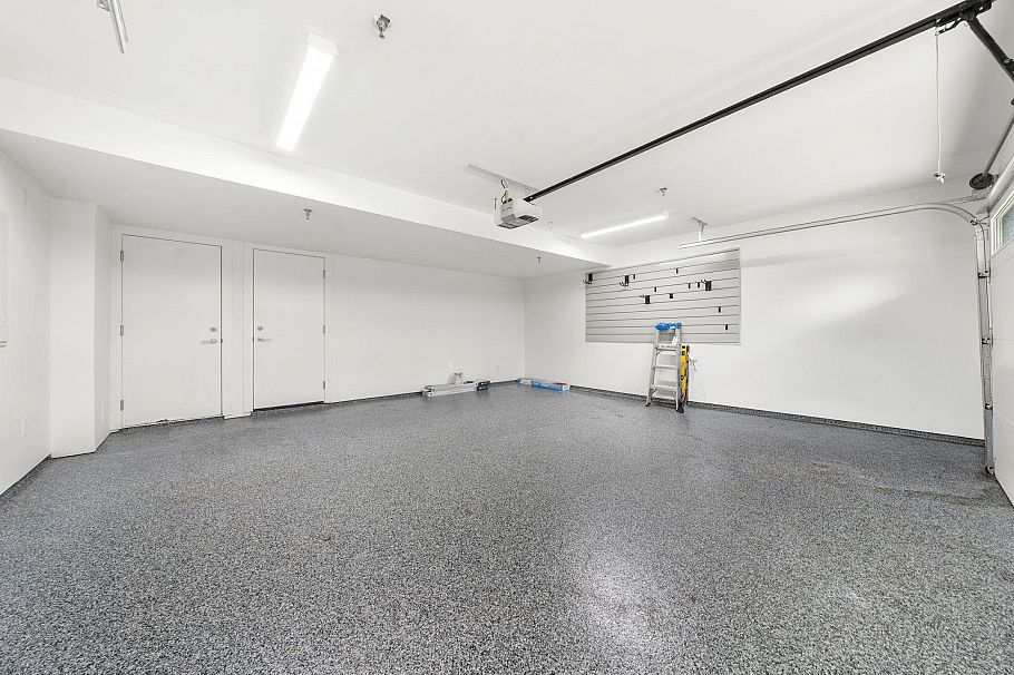 44 3597 Malsum Drive North Vancouver, BC - 29