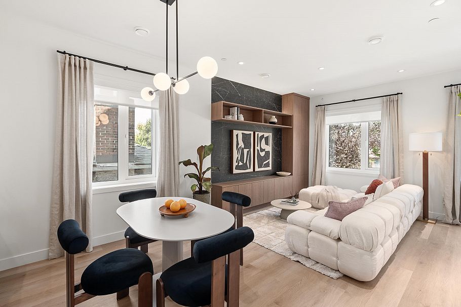 1 2240 E 40th Avenue Vancouver, BC - 2
