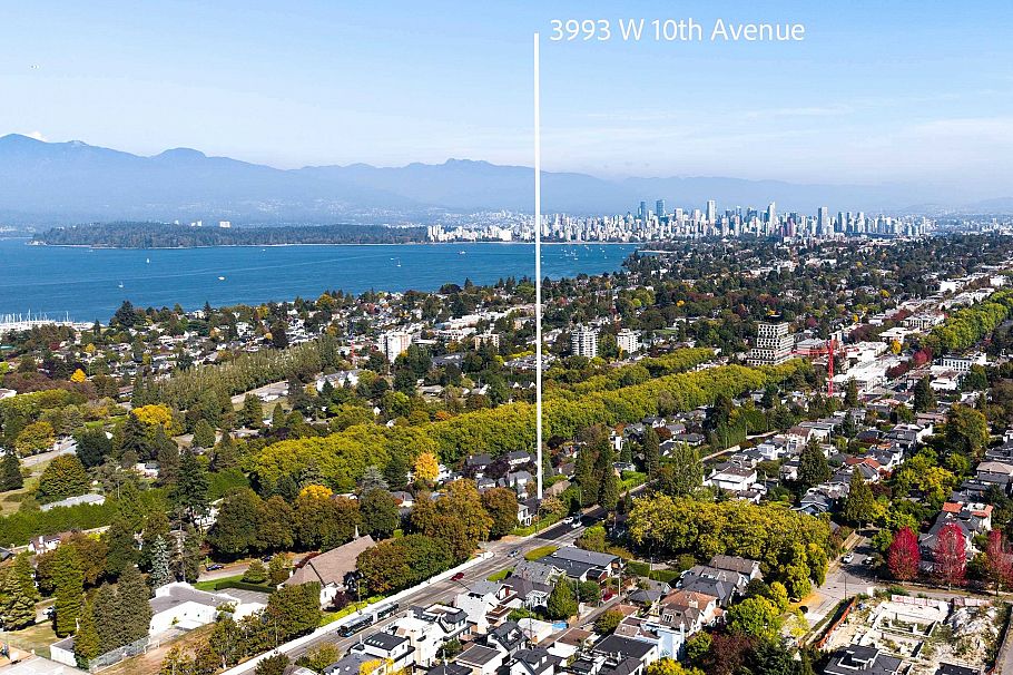 3993 W 10th Avenue Vancouver, BC - 4