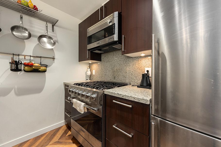 253 108 W 1st Avenue Vancouver, BC - 9