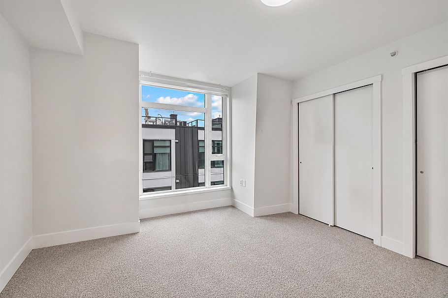 7615 Yukon Street Vancouver, BC - 11