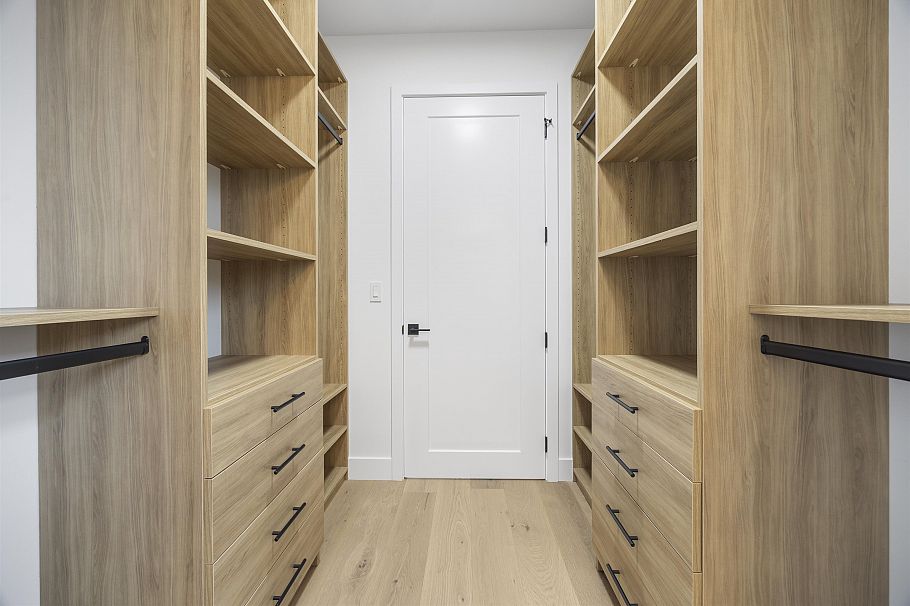 1 2070 E 26th Avenue Vancouver, BC - 17