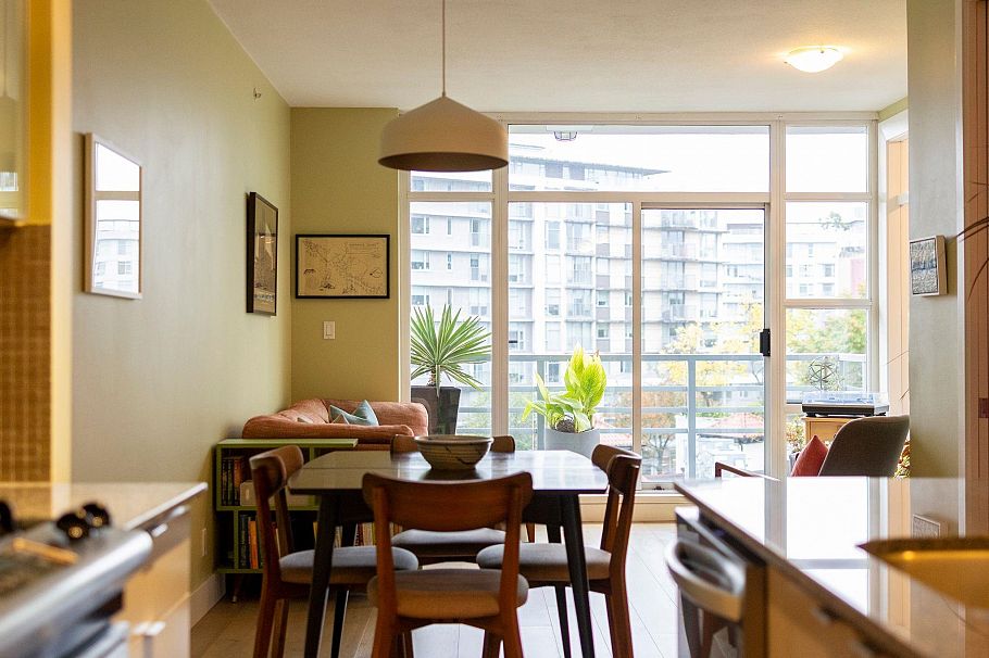 510 298 E 11th Avenue Vancouver, BC - 5