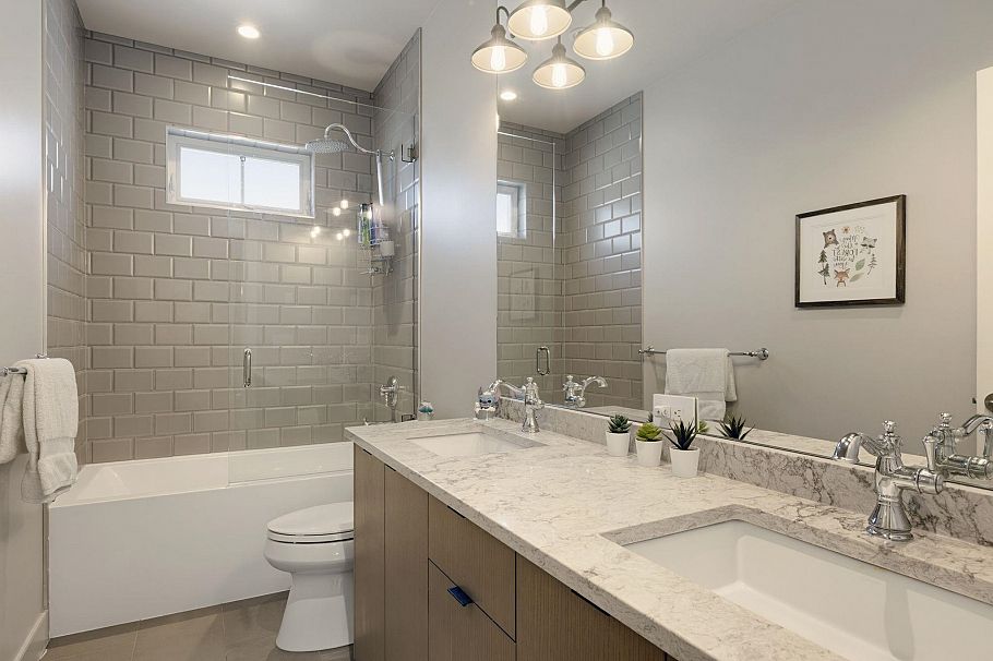 285 Monteray Avenue North Vancouver, BC - 31