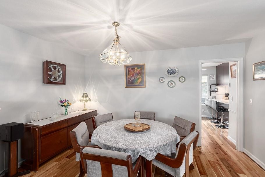 5 3634 Garibaldi Drive North Vancouver, BC - 9