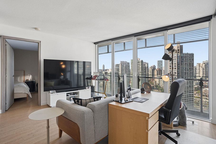 2401 89 Nelson Street Vancouver, BC - 12