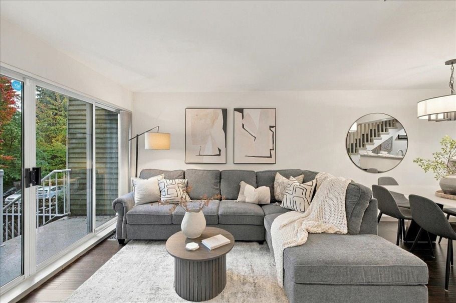 8416 Millstone Street Vancouver, BC - 5