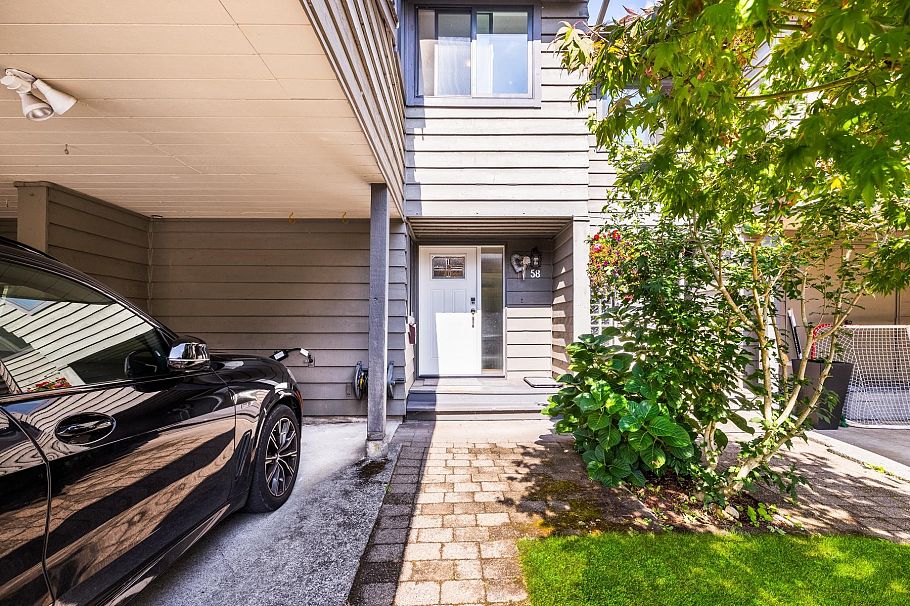 58 1930 Cedar Village Crescent North Vancouver, BC - 23