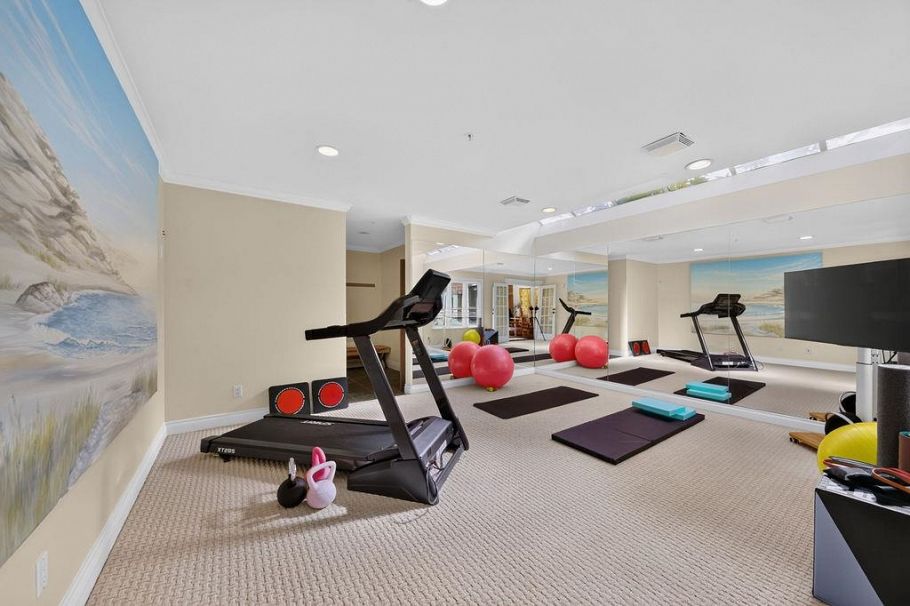 1568 W 32nd Avenue Vancouver, BC - 20