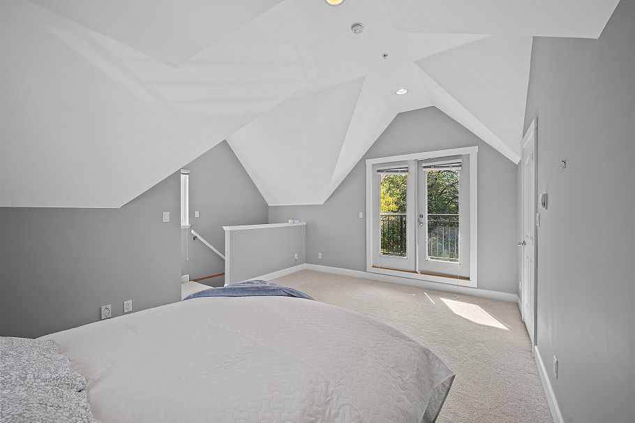 533 E 8th Avenue Vancouver, BC - 29