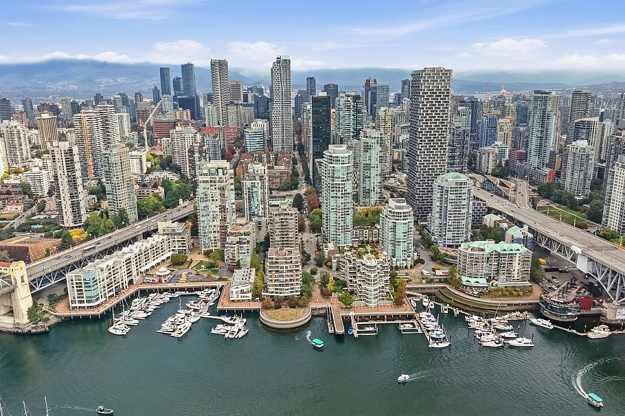 706 1500 Hornby Street Vancouver, BC - 21