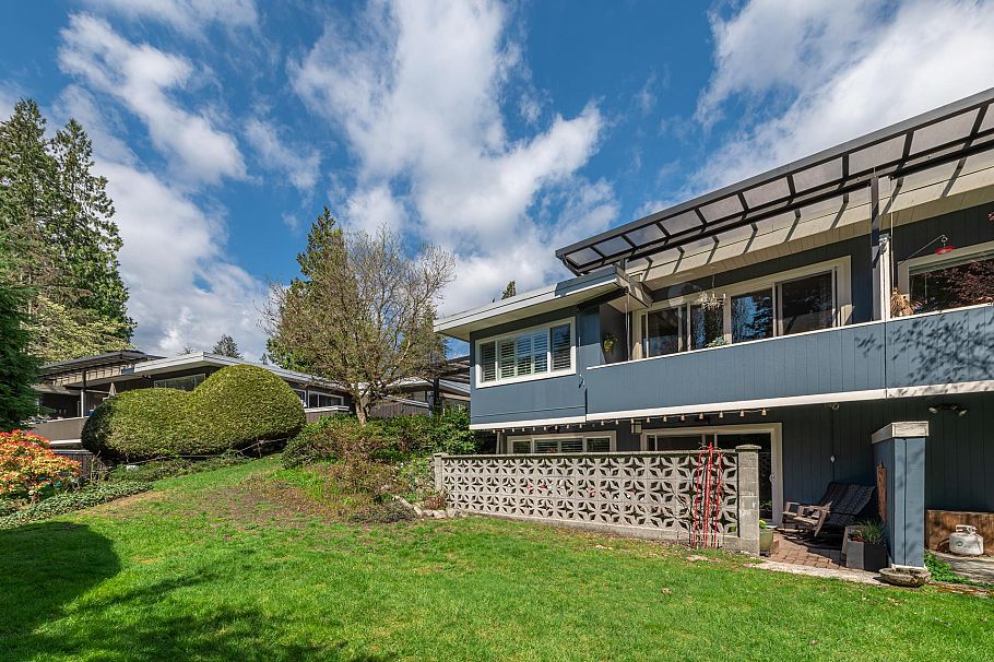 3669 Edgemont Boulevard North Vancouver, BC - 32