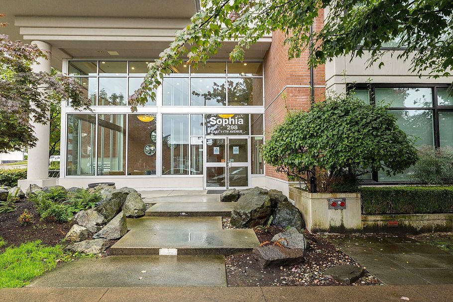 510 298 E 11th Avenue Vancouver, BC - 30